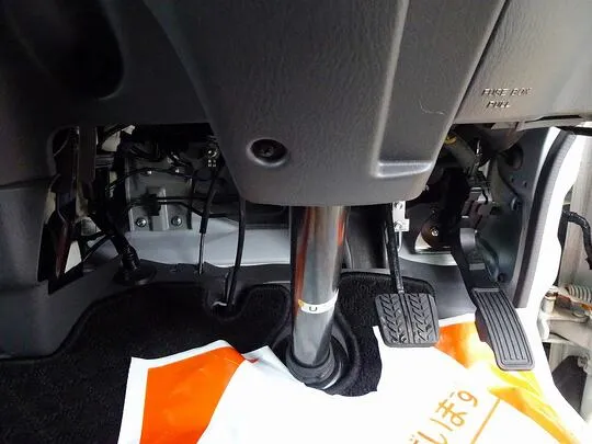 ボンゴバン DX 1t 4WD 2/5人乗り 5ドア ガソリン