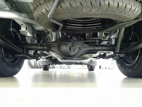 ボンゴバン DX 1t 4WD 2/5人乗り 5ドア ガソリン