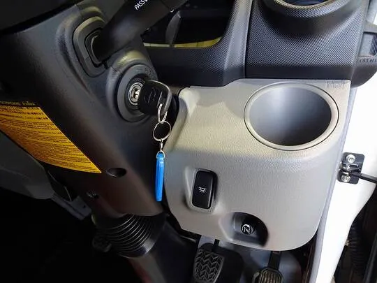 デュトロ 3.5t FJL ワイド超ロング ユニック4段クレーン付 未使用車
