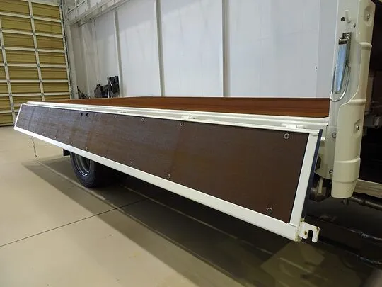 デュトロ 3.5t FJL ワイド超ロング ユニック4段クレーン付 未使用車