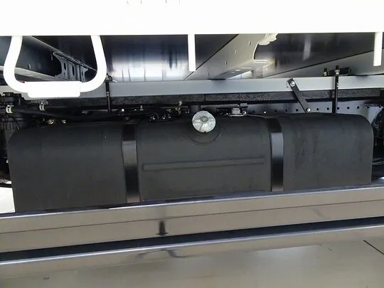 デュトロ 3.5t FJL ワイド超ロング ユニック4段クレーン付 未使用車