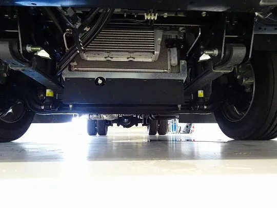 デュトロ 3.5t FJL ワイド超ロング ユニック4段クレーン付 未使用車