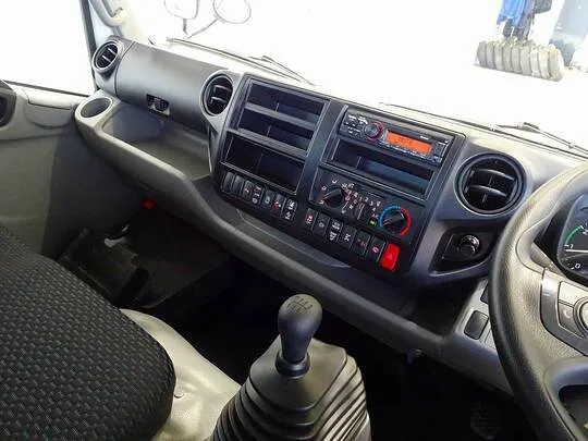 デュトロ 3.5t FJL ワイド超ロング ユニック4段クレーン付 未使用車