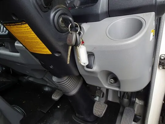 デュトロ 2.8t FJL 標準ロング 低温冷凍車 マルチゲート/スタンバイ付