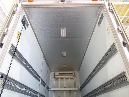 デュトロ 2.8t FJL 標準ロング 低温冷凍車 マルチゲート/スタンバイ付