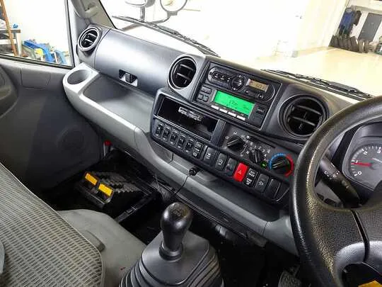 デュトロ 2.8t FJL 標準ロング 低温冷凍車 マルチゲート/スタンバイ付