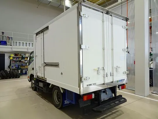 デュトロ 1.95t FJL 標準 低温冷凍車 スタンバイ付 総重量5t未満