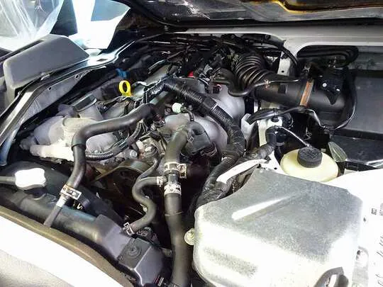 ボンゴバン DX 1t 4WD 2/5人乗り 5ドア ガソリン