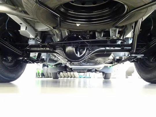 ボンゴバン DX 1t 4WD 2/5人乗り 5ドア ガソリン
