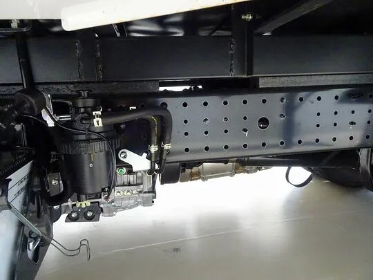 デュトロ 2t FJL 標準 アルミバン 未使用車