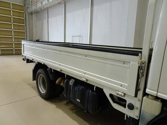 エルフ 2t FFL 標準 平ボデー 総重量5t未満