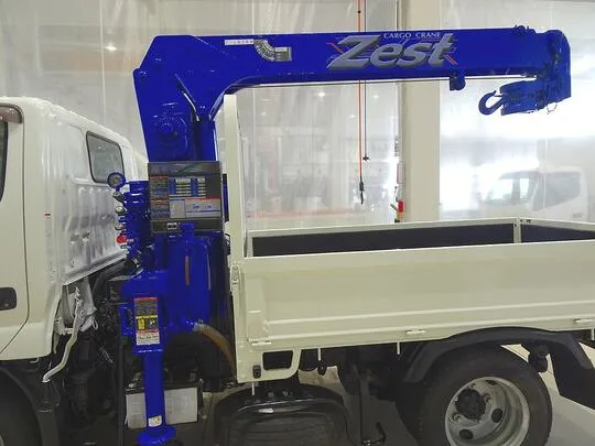 【年次点検済】デュトロ  2t 4WD FJL 標準 タダノ3段クレーン付