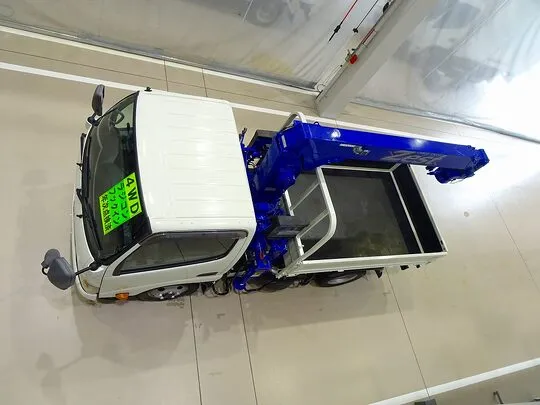 【年次点検済】デュトロ  2t 4WD FJL 標準 タダノ3段クレーン付