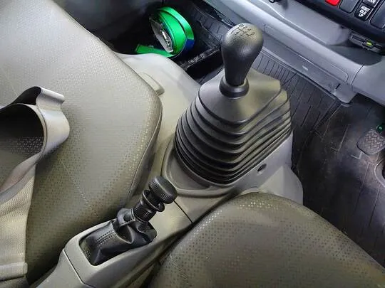 ダイナ 2t FJL 標準セミロング アルミバン 総重量5t未満