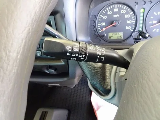 ボンゴバン DX 1t 4WD 2/5人乗り 5ドア ガソリン