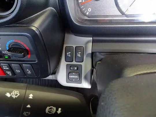 デュトロ 2t 4WD FJL 標準ロング ユニック3段クレーン付