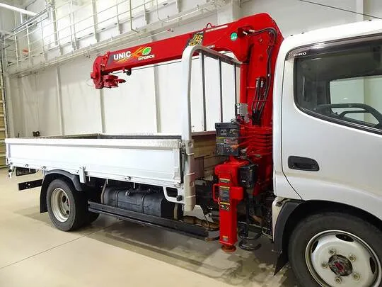 デュトロ 2t 4WD FJL 標準ロング ユニック3段クレーン付