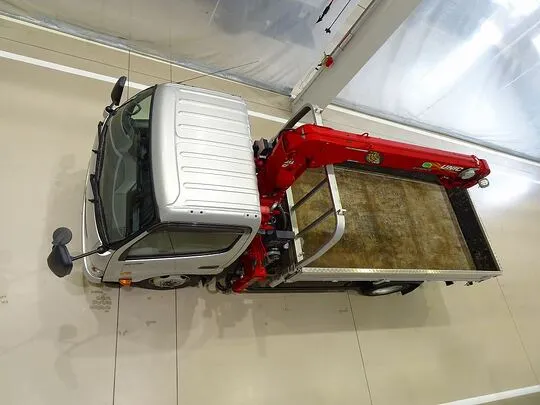 デュトロ 2t 4WD FJL 標準ロング ユニック3段クレーン付