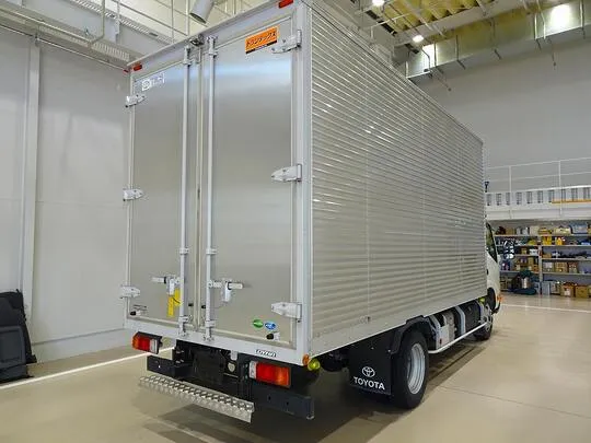 ダイナ 2t FJL 標準ロング アルミバン