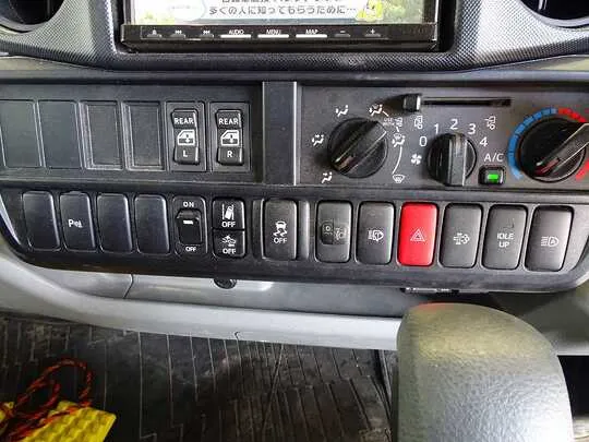 ダイナ 1.25t 4WD FJL Wタイヤ Wキャブ