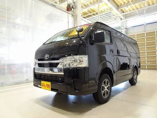 ハイエースバン DX GL-P 1t 4WD 3/6人乗り 5ドア 未使用車