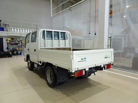 エルフ 2t 4WD FFL 標準 Wキャブ 総重量5t未満