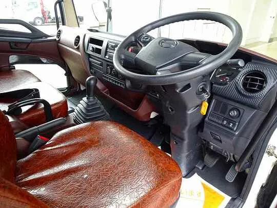 レンジャー 5t  増トン  標準ベッドレス ローダーダンプ 210ps