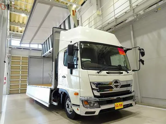 レンジャー 2.65t ワイドベッド付 アルミウイング リアエアサス 240ps 未使用車