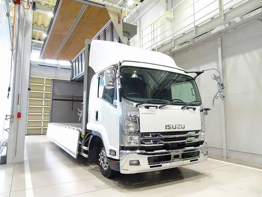 フォワード 2.55t ワイドベッド付 アルミウイング フルゲート付 240ps