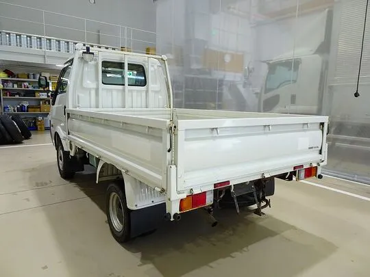 ボンゴトラック DX 1t 4ＷＤ ワイドロー Ｗタイヤ 平ボデー ガソリン