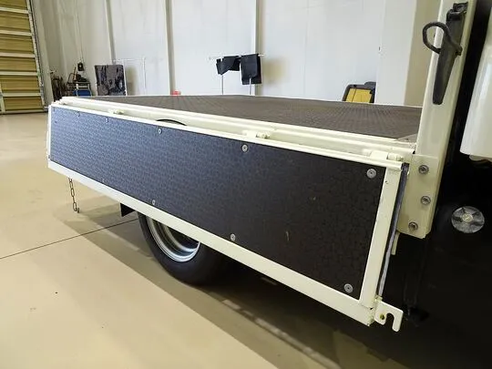 ダイナ 1.25t 4WD FJL Wタイヤ Wキャブ