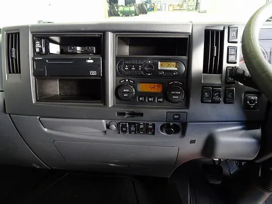 フォワード 2.55t ワイドベッド付 アルミウイング フルゲート付 240ps