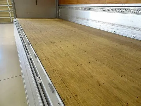 フォワード 2.55t ワイドベッド付 アルミウイング フルゲート付 240ps