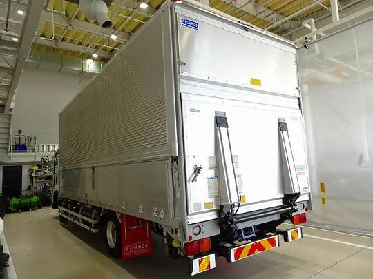 フォワード 2.55t ワイドベッド付 アルミウイング フルゲート付 240ps