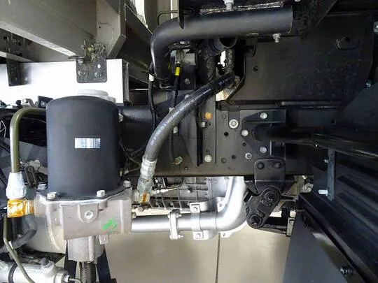 フォワード 2.55t ワイドベッド付 アルミウイング フルゲート付 240ps