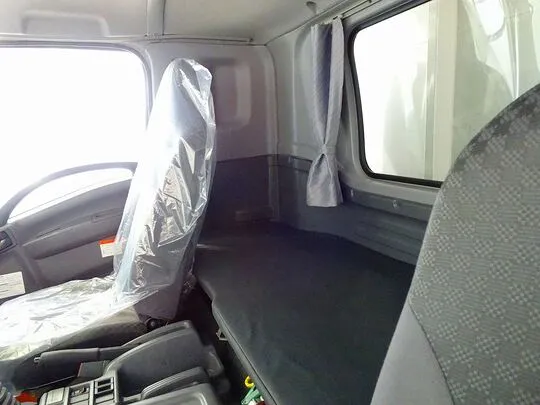 フォワード 2.55t ワイドベッド付 アルミウイング フルゲート付 240ps