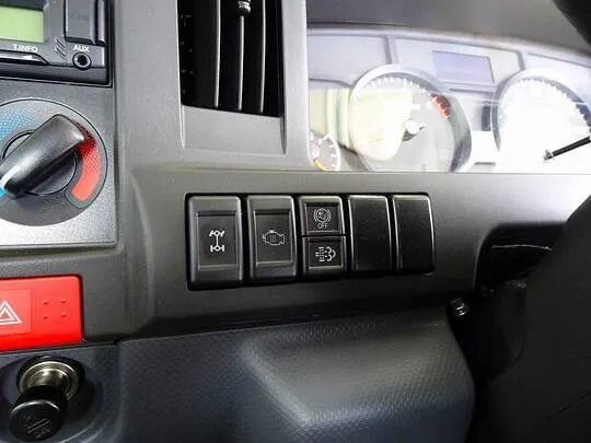 エルフ 2t 4WD FFL 強化ダンプ
