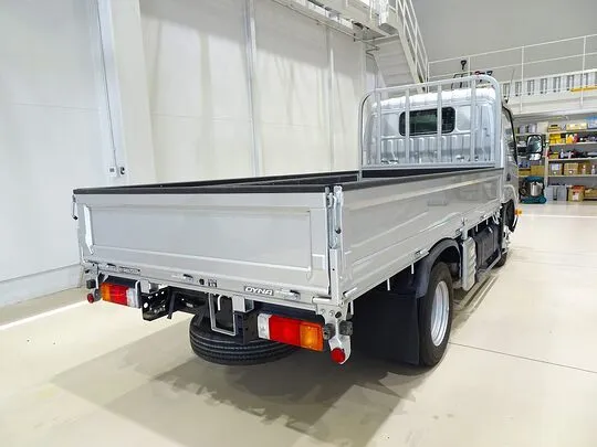 ダイナ 2t FJL 標準セミロング 平ボデー 総重量5t未満
