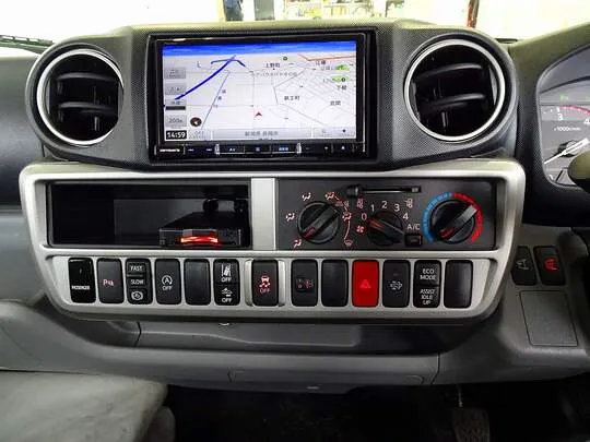 ダイナ 2t FJL 標準セミロング 平ボデー 総重量5t未満