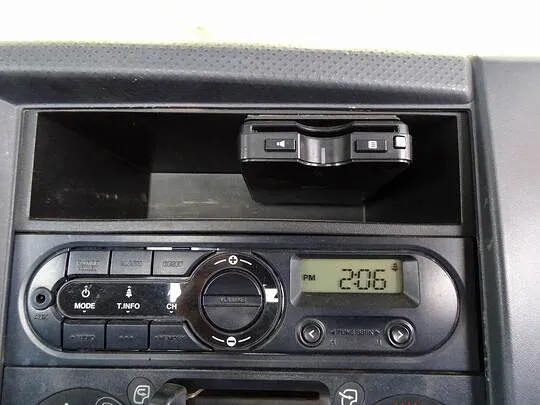 エルフ 1.5t 4WD FFL Sタイヤ 平ボデー