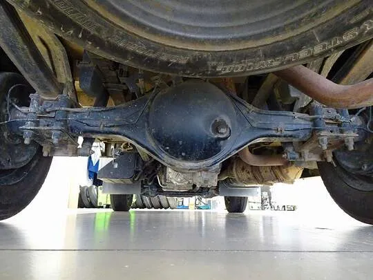 エルフ 1.5t 4WD FFL Sタイヤ 平ボデー