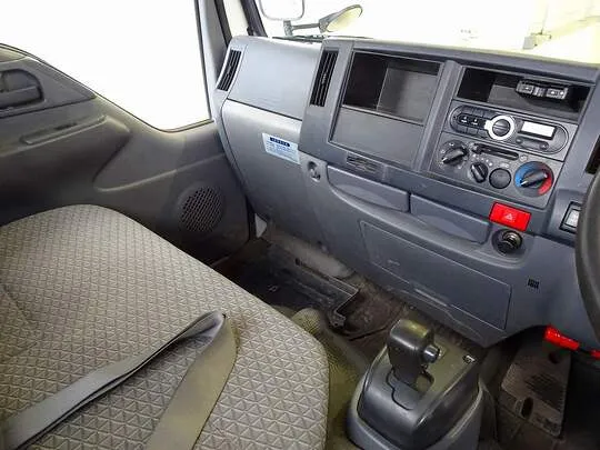 エルフ 1.5t 4WD FFL Sタイヤ 平ボデー