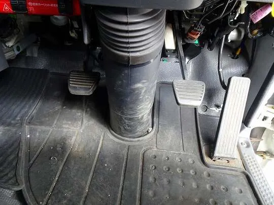 エルフ 1t 4WD FFL Wタイヤ Wキャブ/垂直PG付