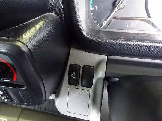 デュトロ 2.95t FJL 標準ロング 中温冷凍車