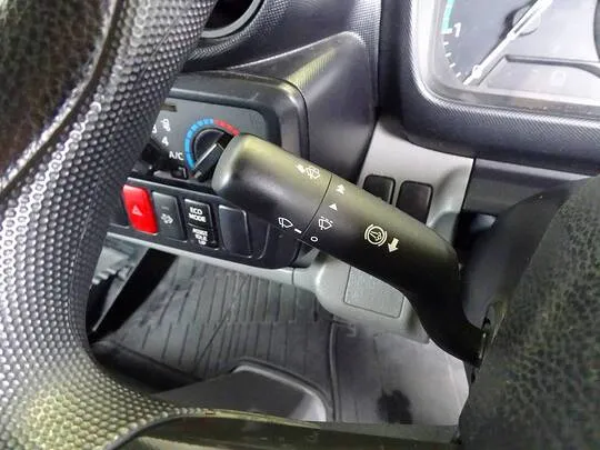 デュトロ 2.95t FJL 標準ロング 中温冷凍車