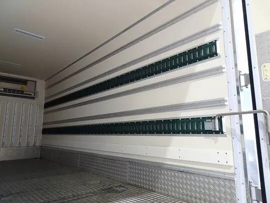 デュトロ 2.95t FJL 標準ロング 中温冷凍車