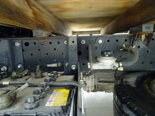エルフ 2t FFL 標準 平ボデー 総重量5t未満
