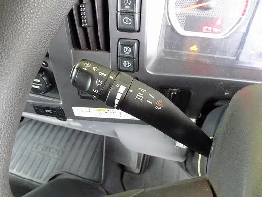 フォワード 3.75t 標準ベッドレス アルミブロック 平ボデー リアエアサス 210ps