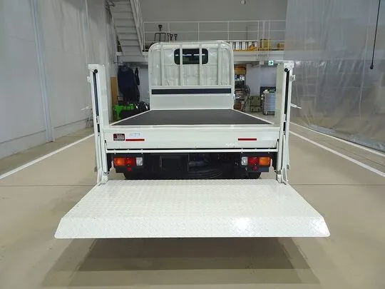 ダイナ 1.35t 4WD FJL Wタイヤ 垂直P/G付