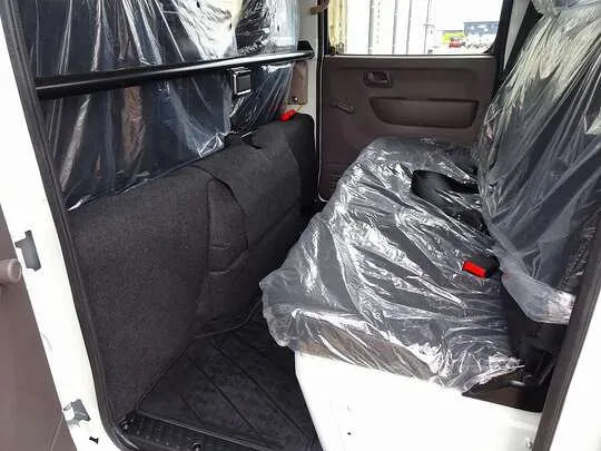 キャンター 2t 全低床 標準 Wキャブ/垂直PG付 未使用車